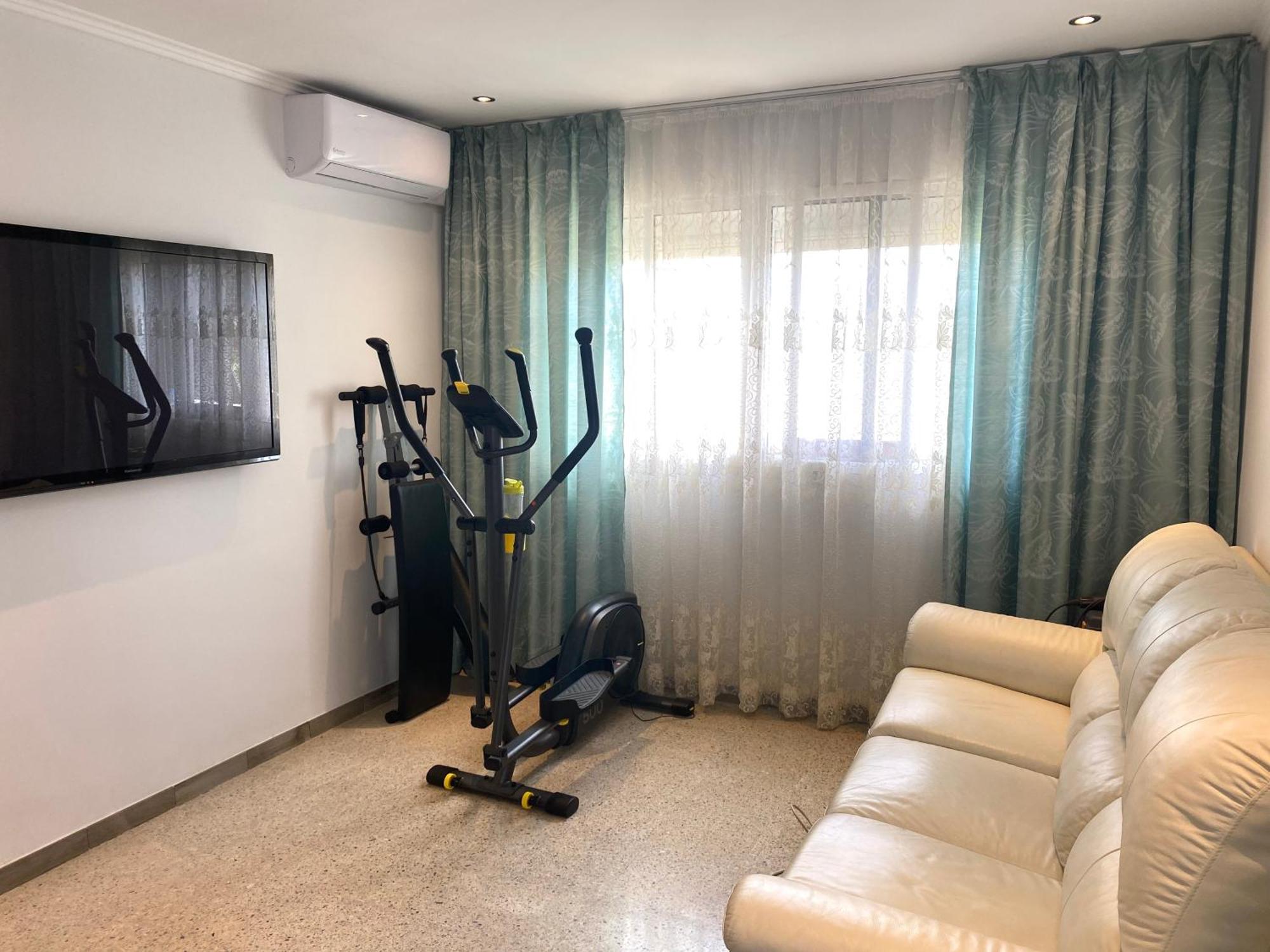 Shared Apartment! Piso Compartido! Общая Квартира! إشبيلية المظهر الخارجي الصورة