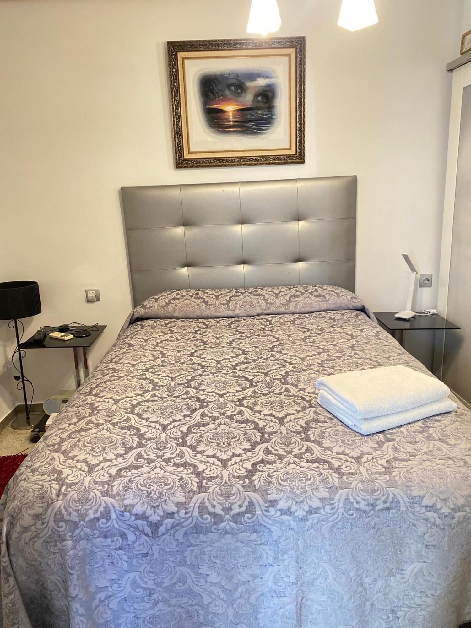 Shared Apartment! Piso Compartido! Общая Квартира! إشبيلية المظهر الخارجي الصورة
